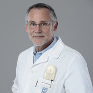 Д-р Ричард Майер протезна хирургия WPK OHC